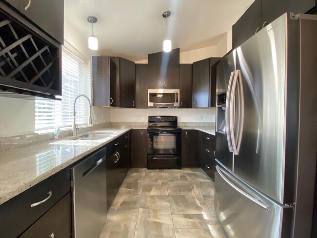 Building Photo - Charming 3 bedroom Federal Way home