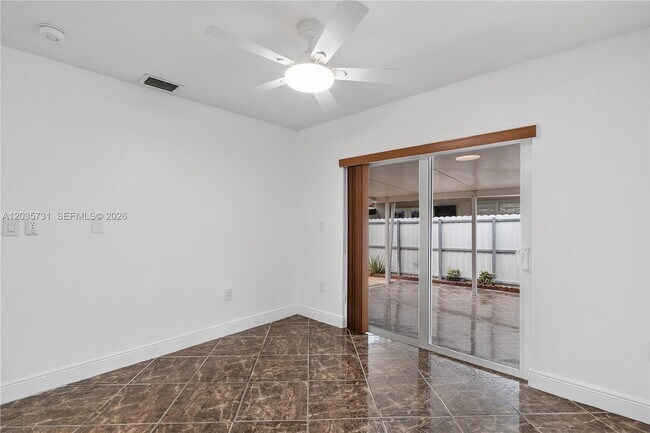 Building Photo - 11432 NW 87th Pl