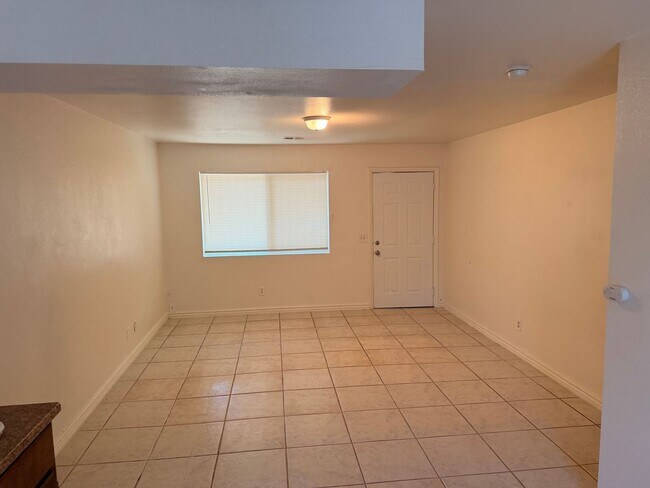 Building Photo - 246 W Belleview Ave