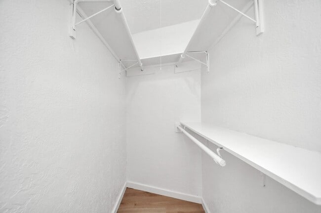 Building Photo - 8321 Jennings St