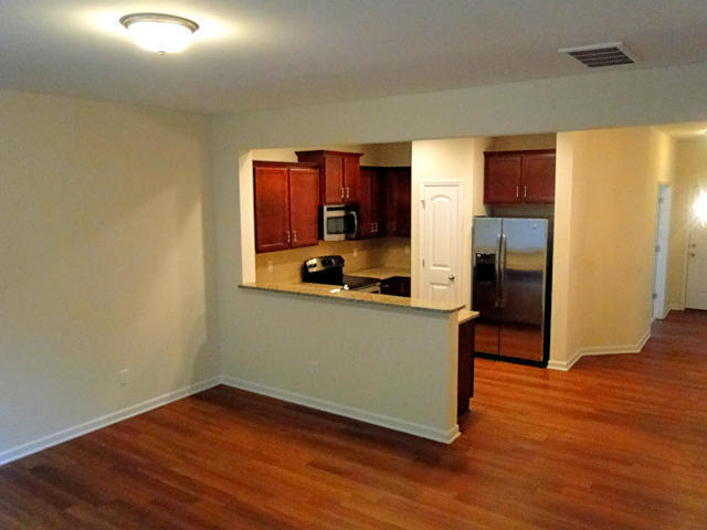Building Photo - 62 Holly Berry Ln