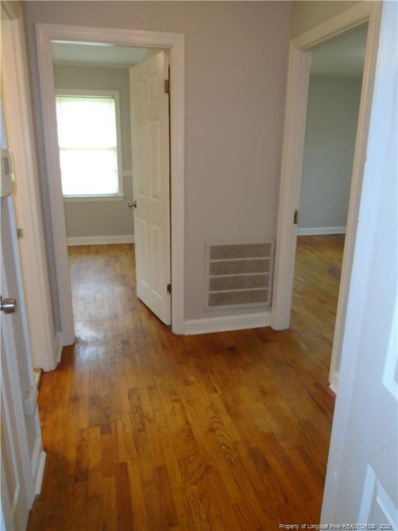Building Photo - 1115 Poplar Dr