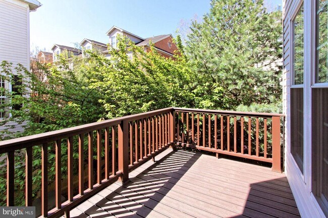 Building Photo - 5120 Grimm Dr
