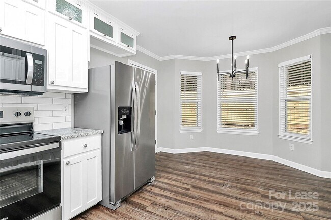 Building Photo - 1540 Nichole Ln