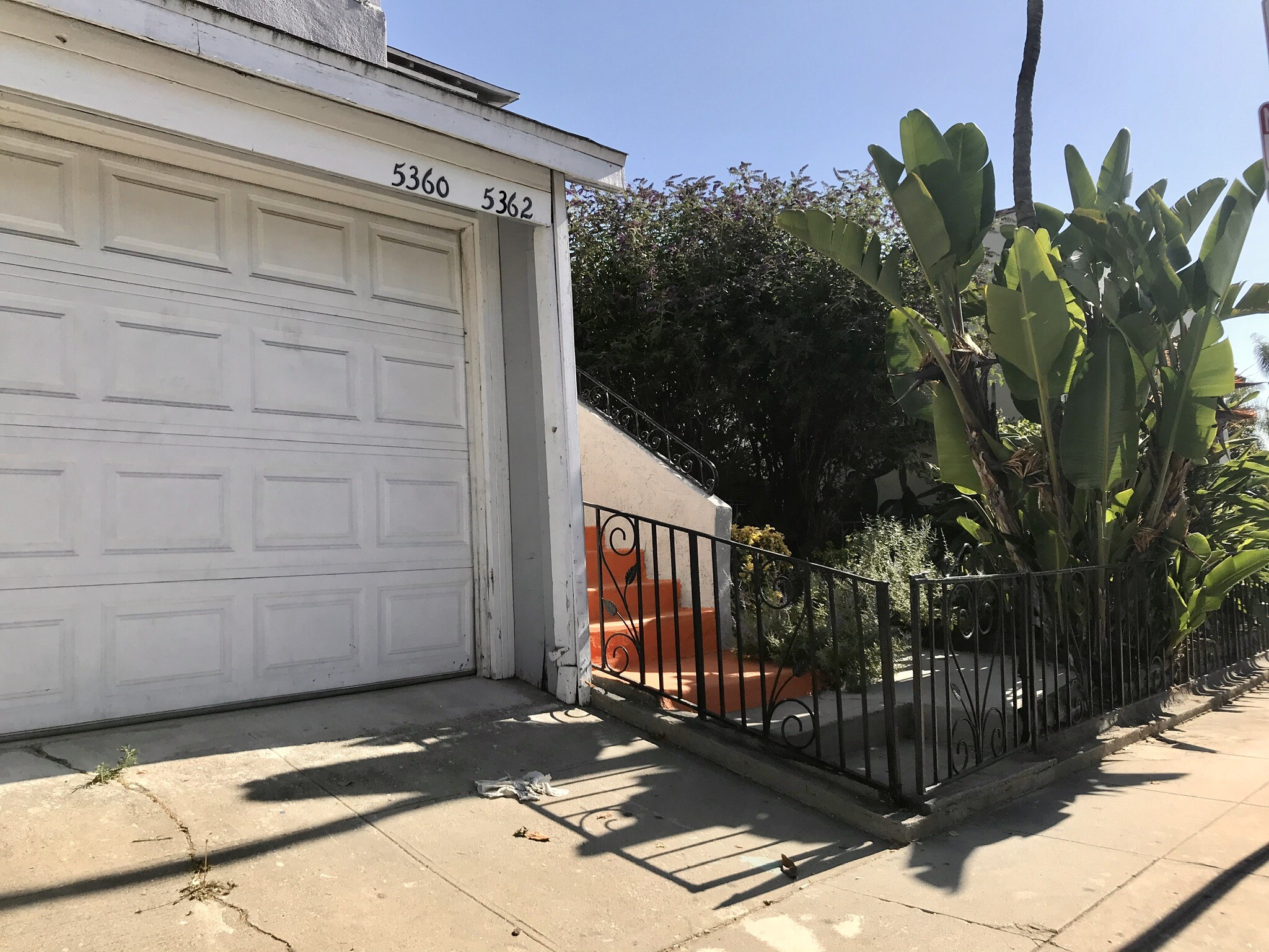 Garage - 5362 Monroe St