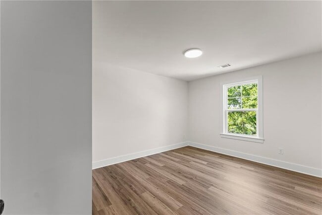 Building Photo - 5220 Chattahoochee St