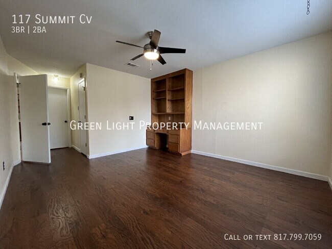 Building Photo - 117 Summit Cove