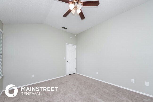 Building Photo - 1728 Dorset Dr