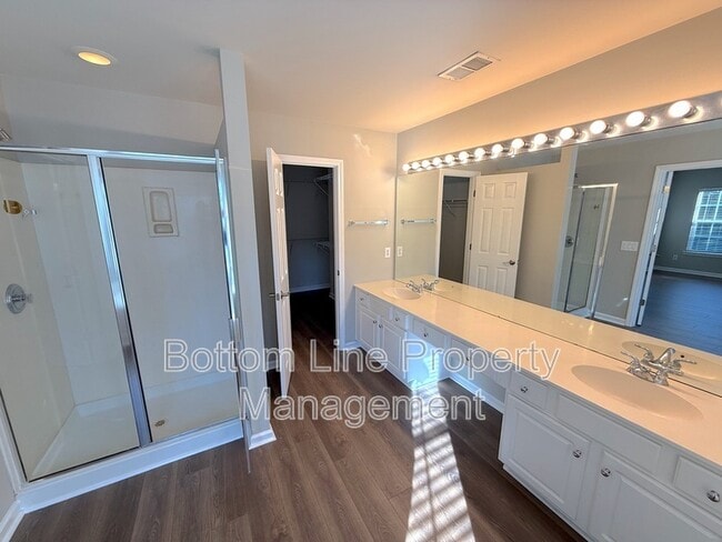 Building Photo - 10016 Heatherly Ct