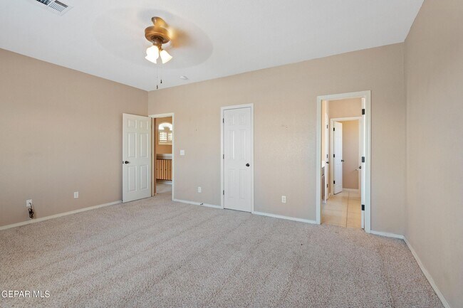 Building Photo - 2120 Shreya St