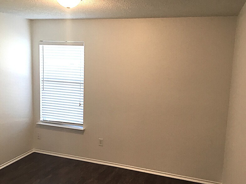 Building Photo - 7221 Ranger Way