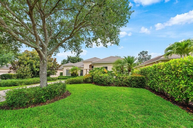 Building Photo - 2068 Wightman Dr