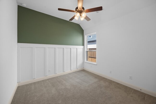 Building Photo - 2130 Sun Meadow Dr