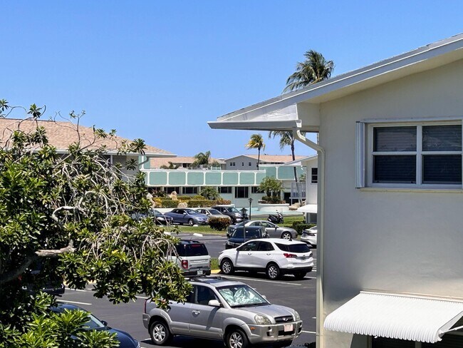Building Photo - 620 Horizon W