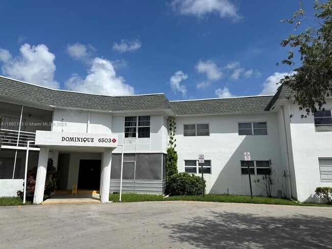 Primary Photo - 6503 Winfield Blvd