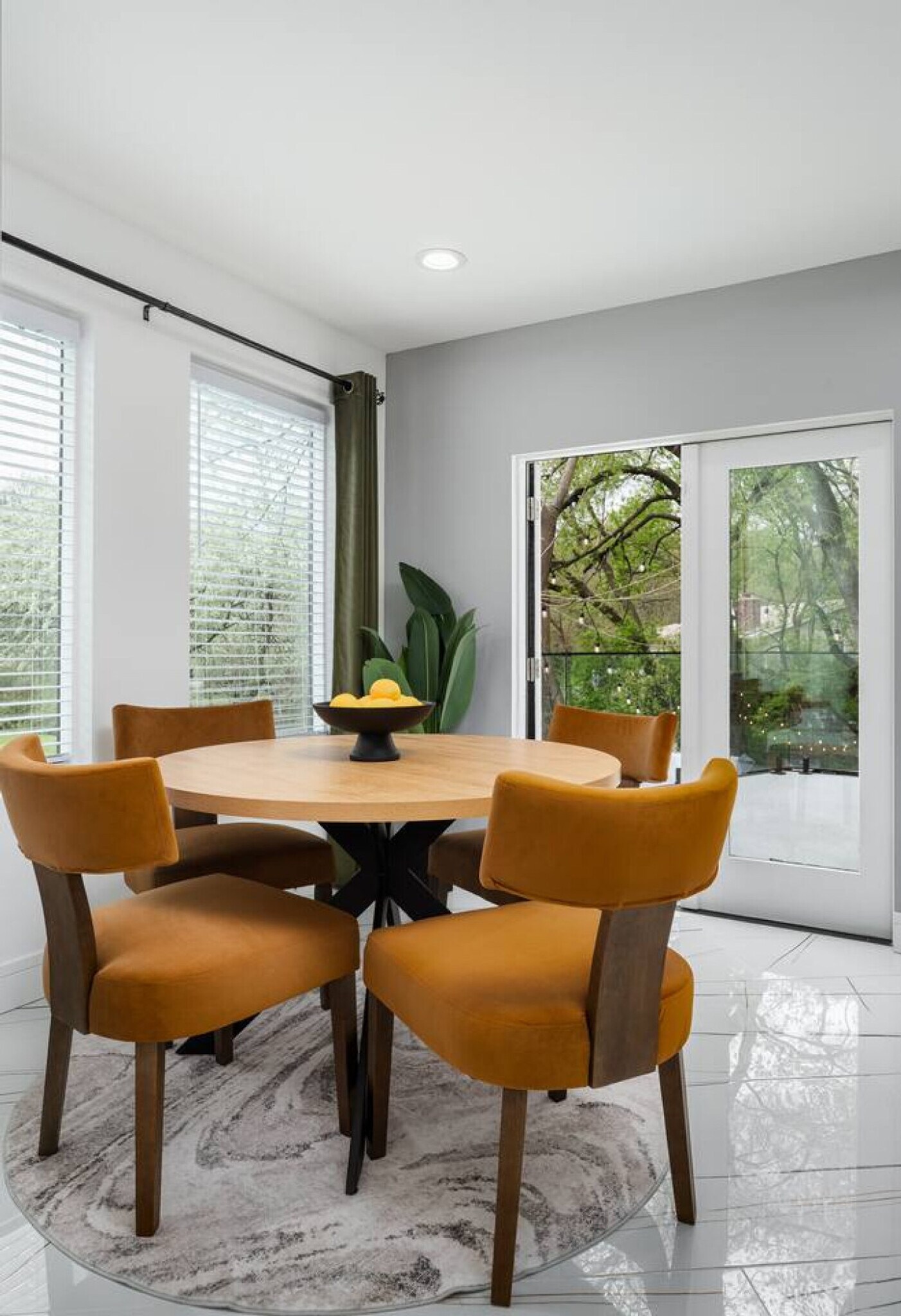 Building Photo - 4016 Eaton Dr