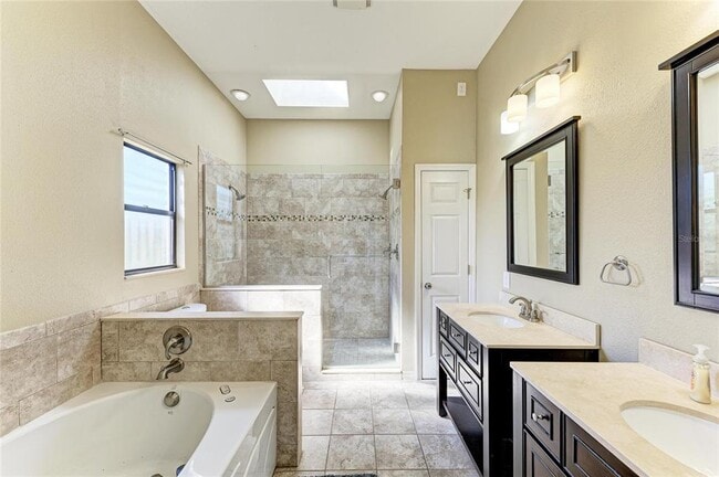 Building Photo - 5045 82nd Way E