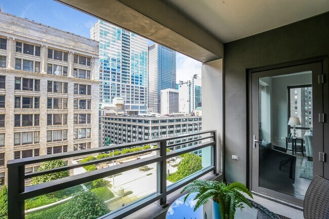 Building Photo - 130 N Garland Ct