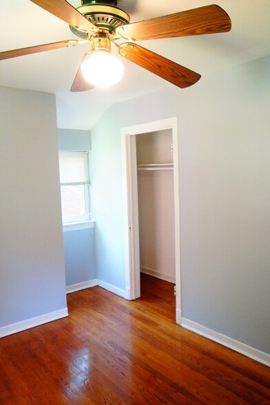 Building Photo - 8400 Greenwood Ave