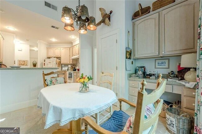 Building Photo - 322 Pebble Trail