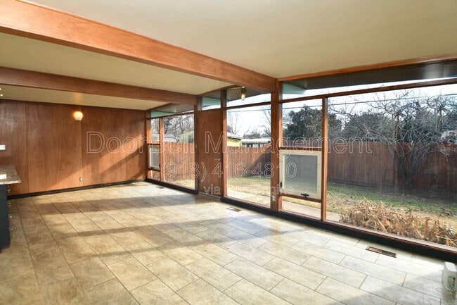 Building Photo - 5306 E 26th St