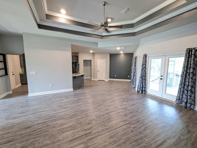 Building Photo - 3565 Pearl Ct