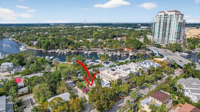 Building Photo - 501 SW 5th St