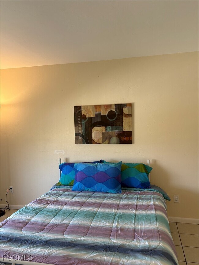 Building Photo - 1005 SW 48th Terrace