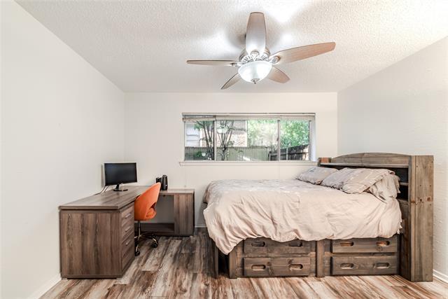 Building Photo - 1902 Shorewood Dr