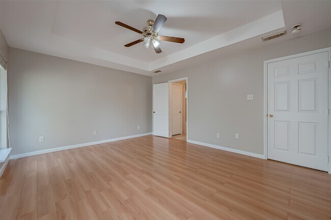 Building Photo - 8714 Pleasantbrook Dr