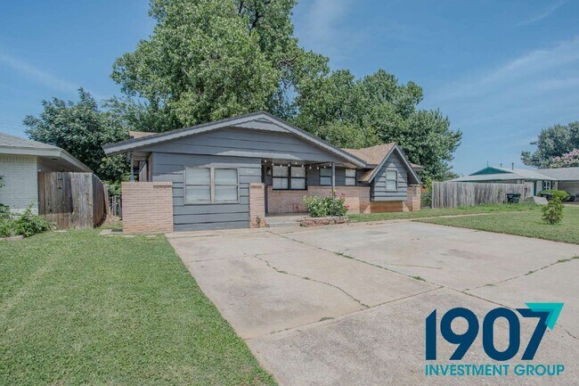 Building Photo - 608 N Janeway Ave