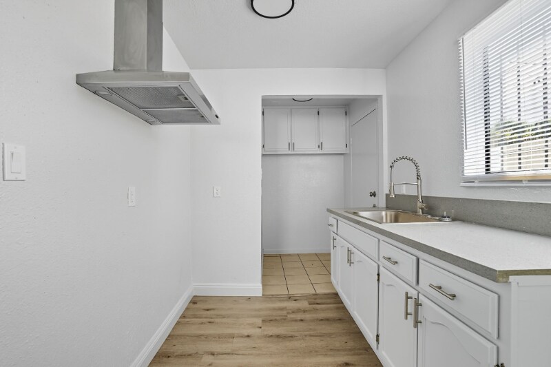 Building Photo - 4710 St Elmo Dr