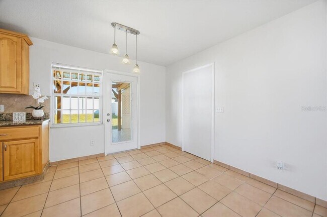 Building Photo - 5681 Tulip Ave