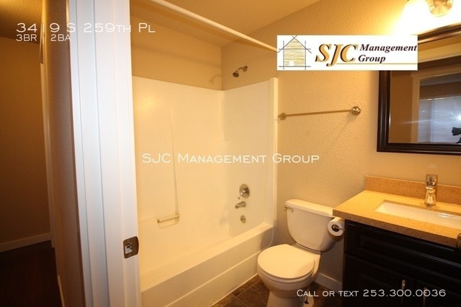 Building Photo - 3419 S 259th Pl
