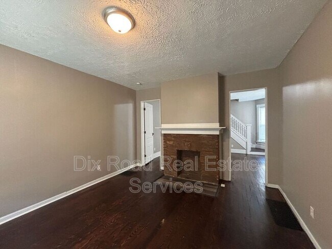 Building Photo - 67 S McGee St