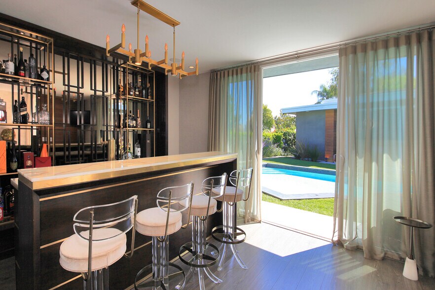 Building Photo - 3054 Elvido Dr