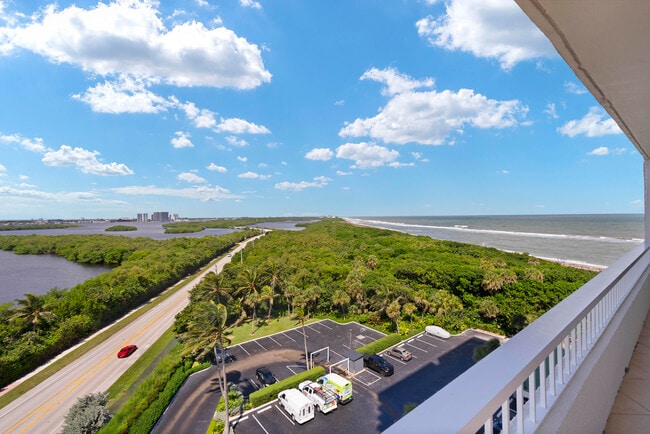 Building Photo - 5550 N Ocean Dr
