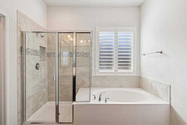 Building Photo - 5805 Canyon Oaks Ln