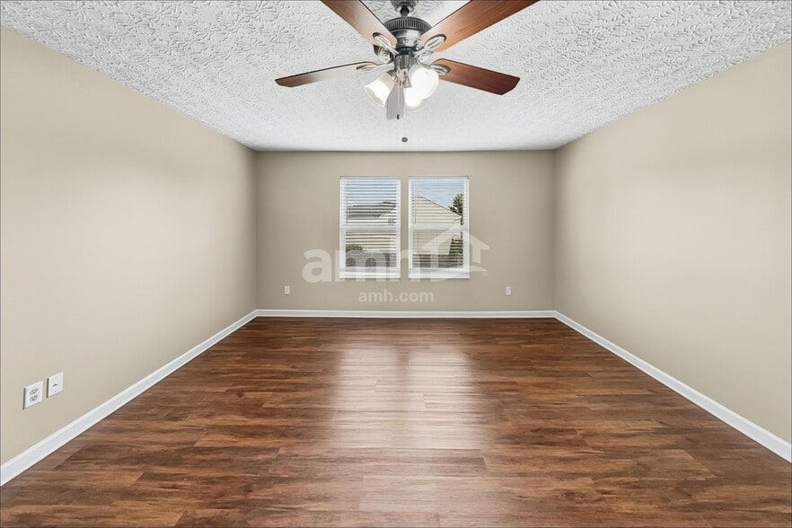 Building Photo - 130 Brittney Rd