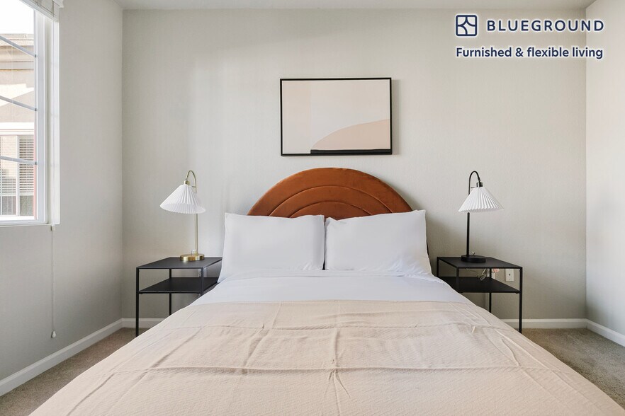 Building Photo - 501 Murphy Ranch Rd