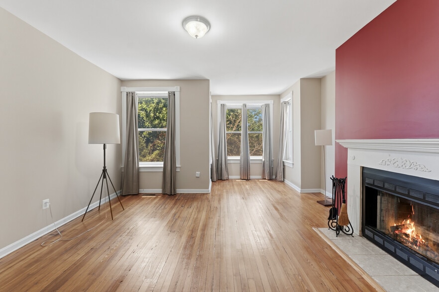 Master bedroom 5 - 11 R Street NW