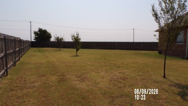 Building Photo - 114 Sandy Trail Cir