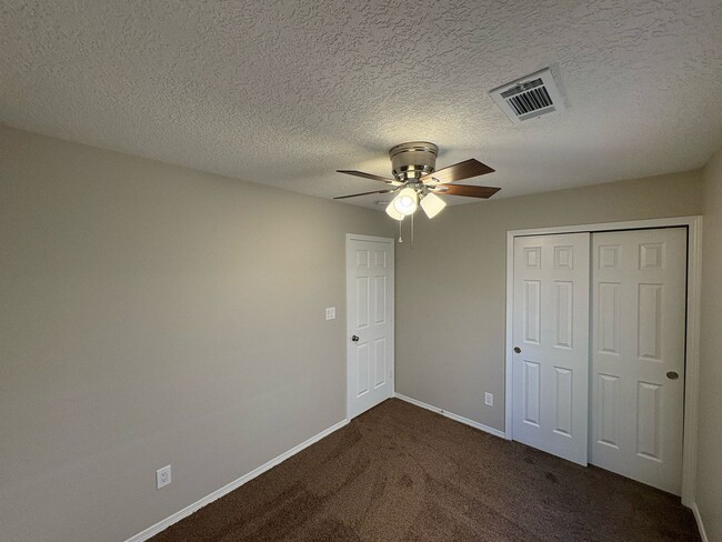 Building Photo - Beautiful Updated Home in Ventana Ranch! S...