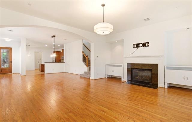 Building Photo - 4525 W University Blvd