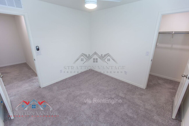 Building Photo - 5954 E Demeter Dr