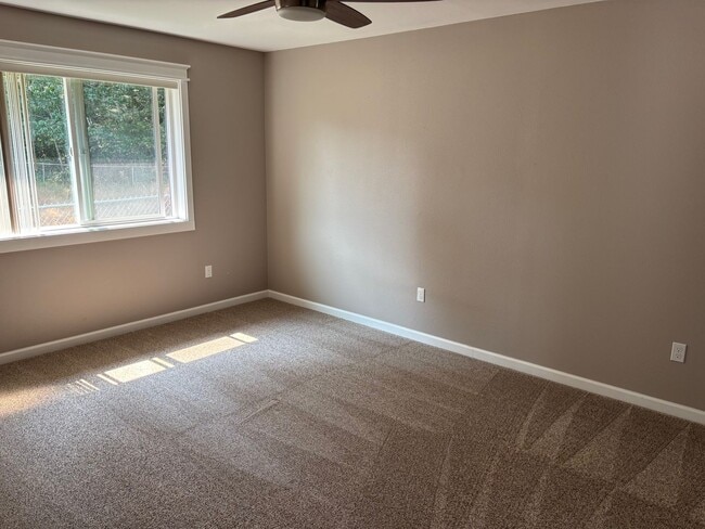 Building Photo - 737 Wood Duck Ave SE