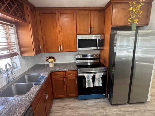 Building Photo - 5209 NW 18th St