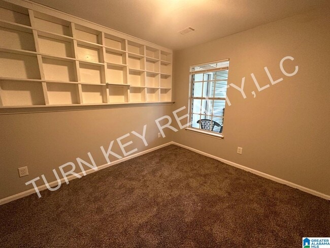 Building Photo - 339 Valley Crest Dr