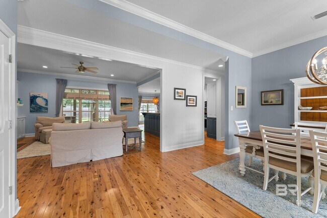 Building Photo - 25911 Tealwood Dr