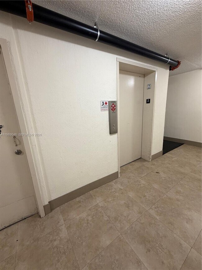 Building Photo - 16851 NE 23rd Ave